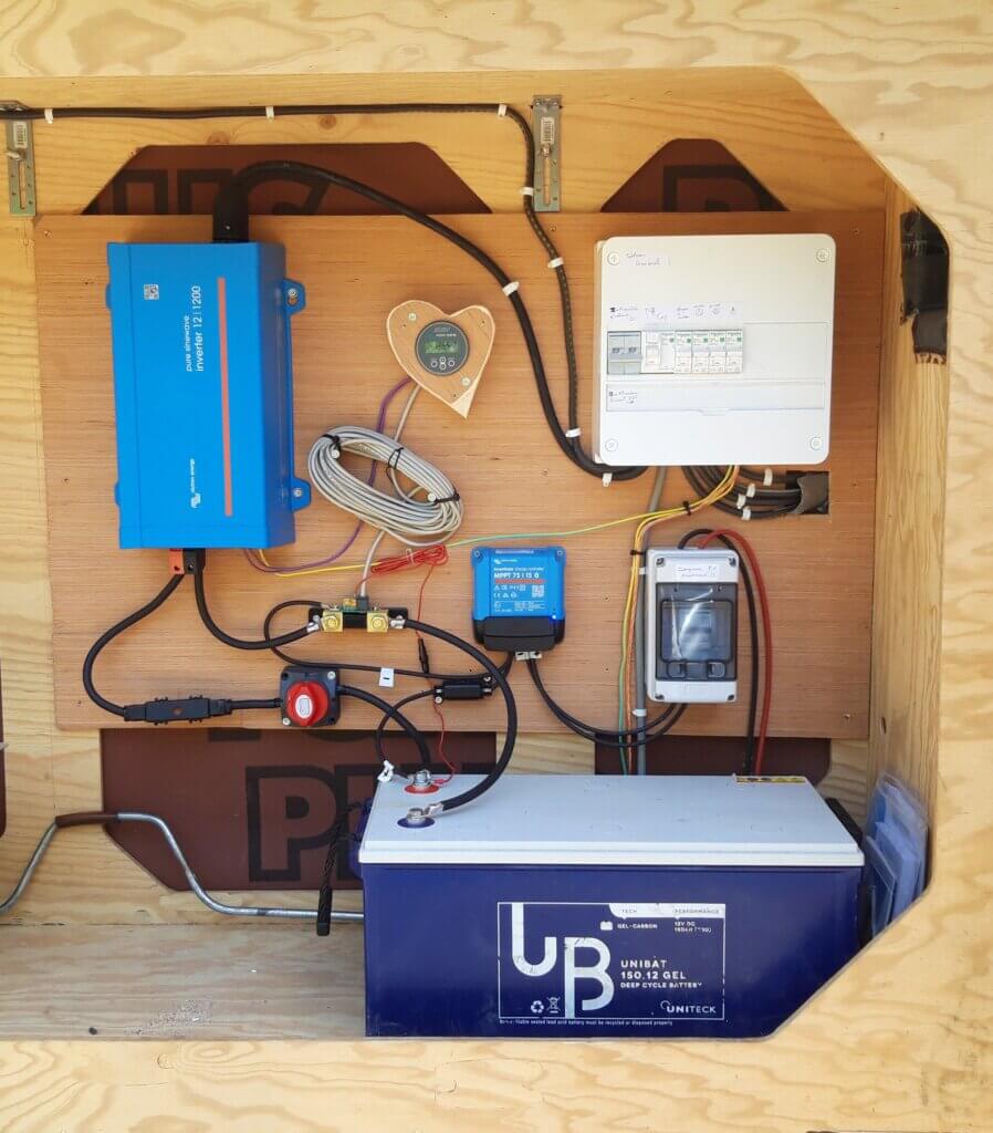 electricien artisan disponible pas cher effoicace foix mas d'azil neuf rénovation installation depannage
